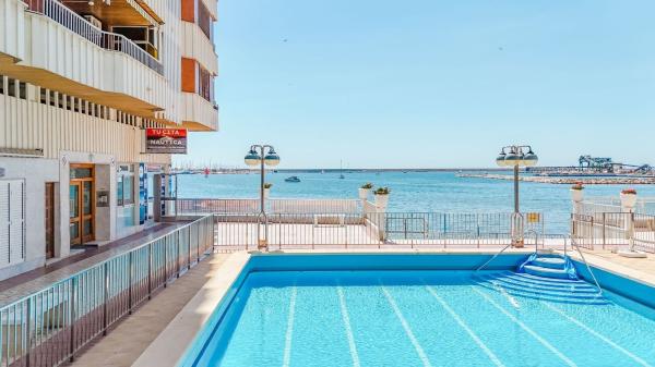 Квартира на продажу на  Piso en Avenida Doctor Gregorio Marañón, El Acequión, Torrevieja, Торревьеха photo 3
