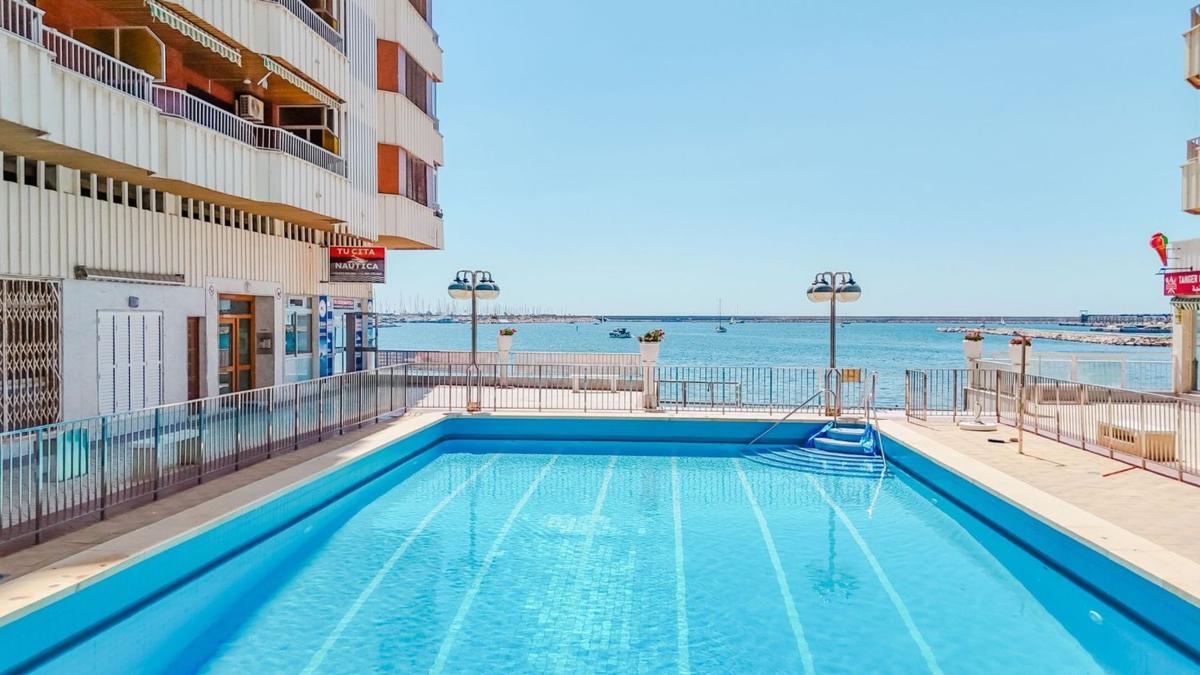 Продажа квартиры на Piso en Avenida Doctor Gregorio Marañón, El Acequión, Torrevieja, Торревьеха
 photo 4