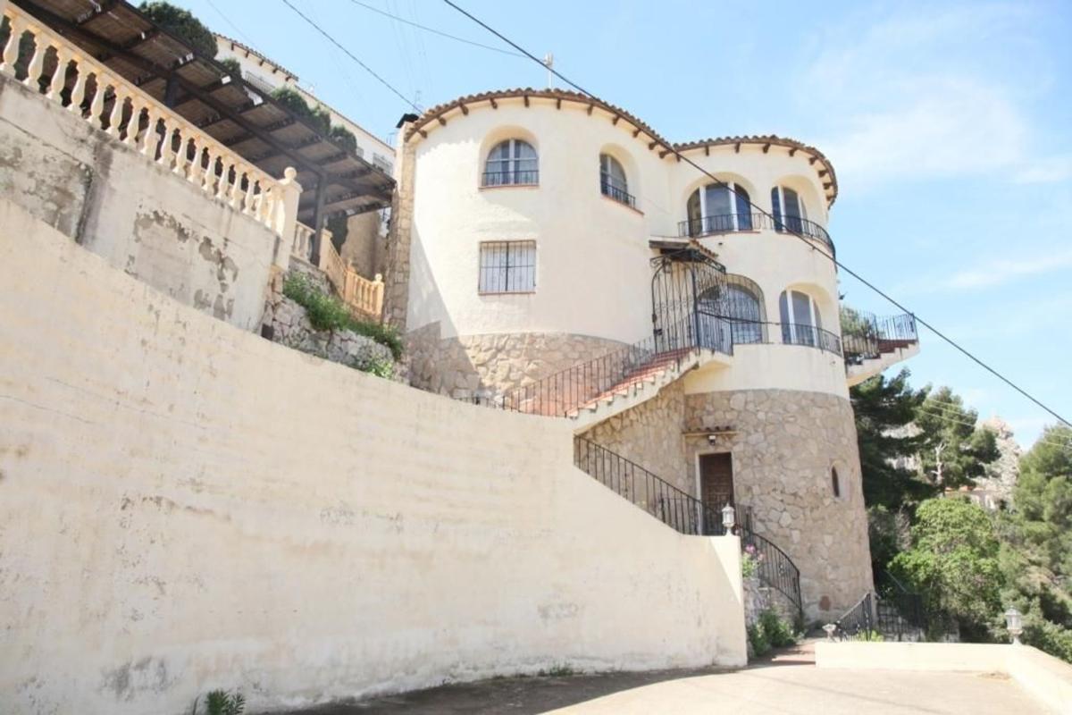 Продажа отдельного шале в Casa o chalet en Maryvilla, Calpe, Кальпе photo 1