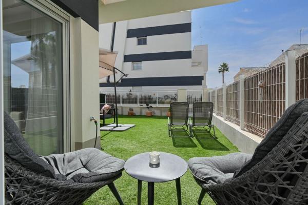 Sale of flat in Piso en Urbanizacion Brisa Mar, Monte Faro-Altomar, Gran Alacant, Gran Alacant
thumbnail 3
