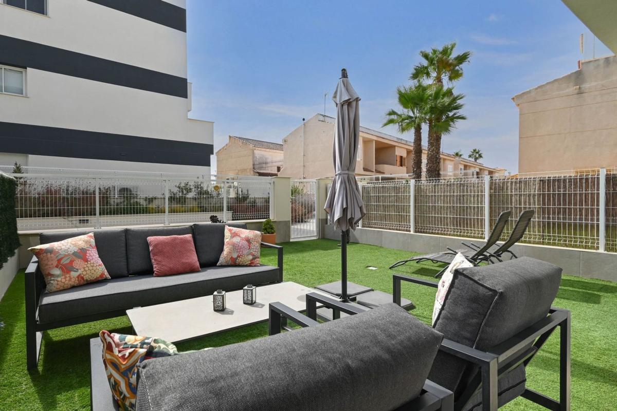 Sale of apartment in Piso en Urbanizacion Brisa Mar, Monte Faro-Altomar, Gran Alacant, Gran Alacant
 photo 4