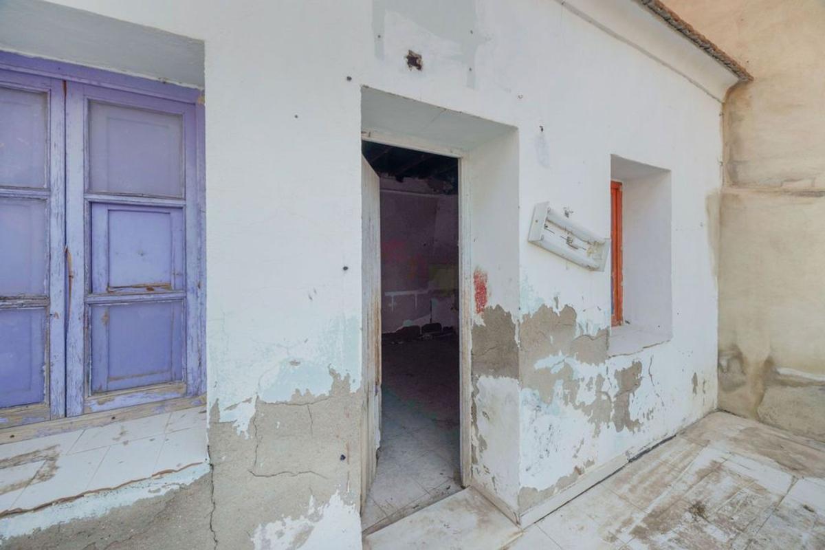 Properties for sale and rent in Spain photo 2