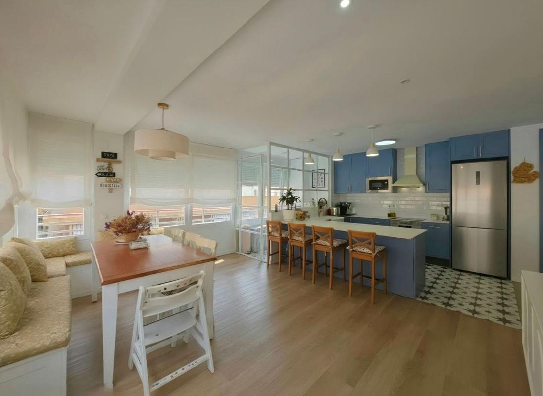 Sale of apartment in Piso en Calle Carlet, Benalúa, Alicante / Alacant, Alicante
 photo 4