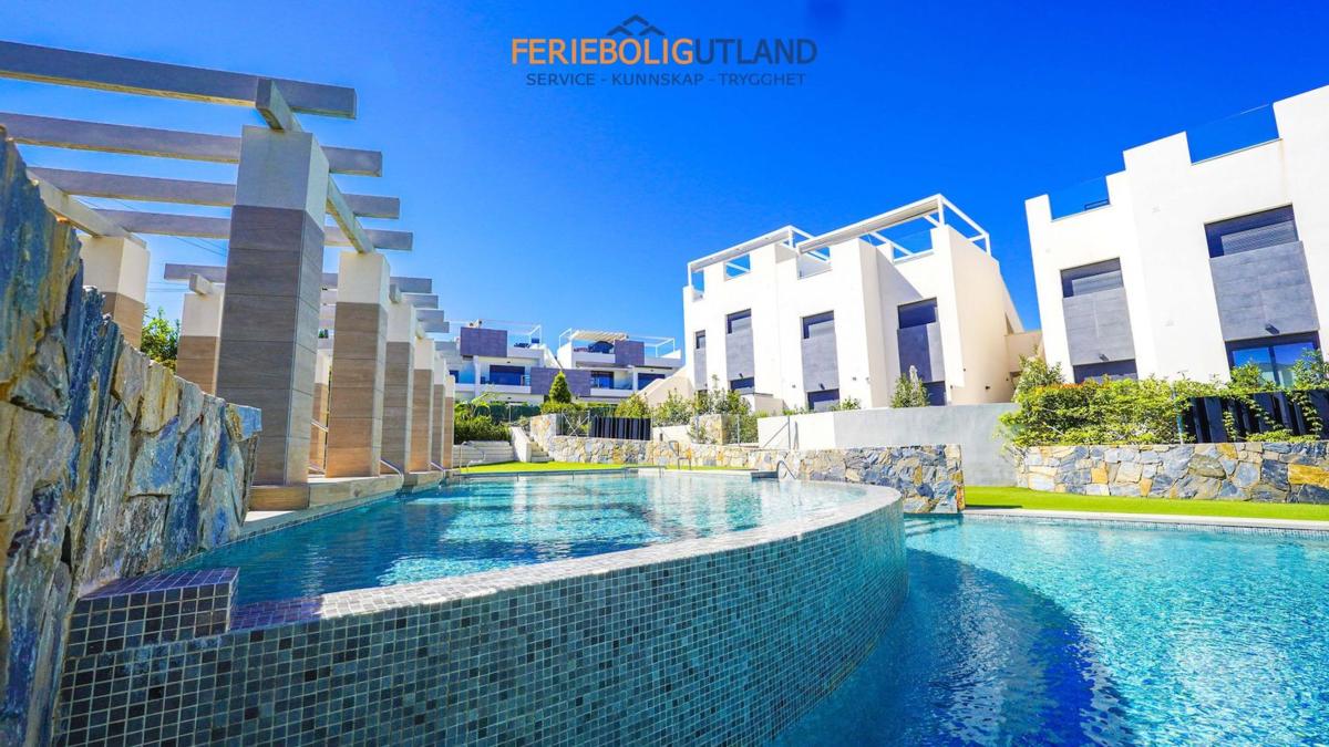 Продажа квартиры на Piso en Calle Pego s/n, Los Balcones - Los Altos del Edén, Torrevieja, Торревьеха
photo 1