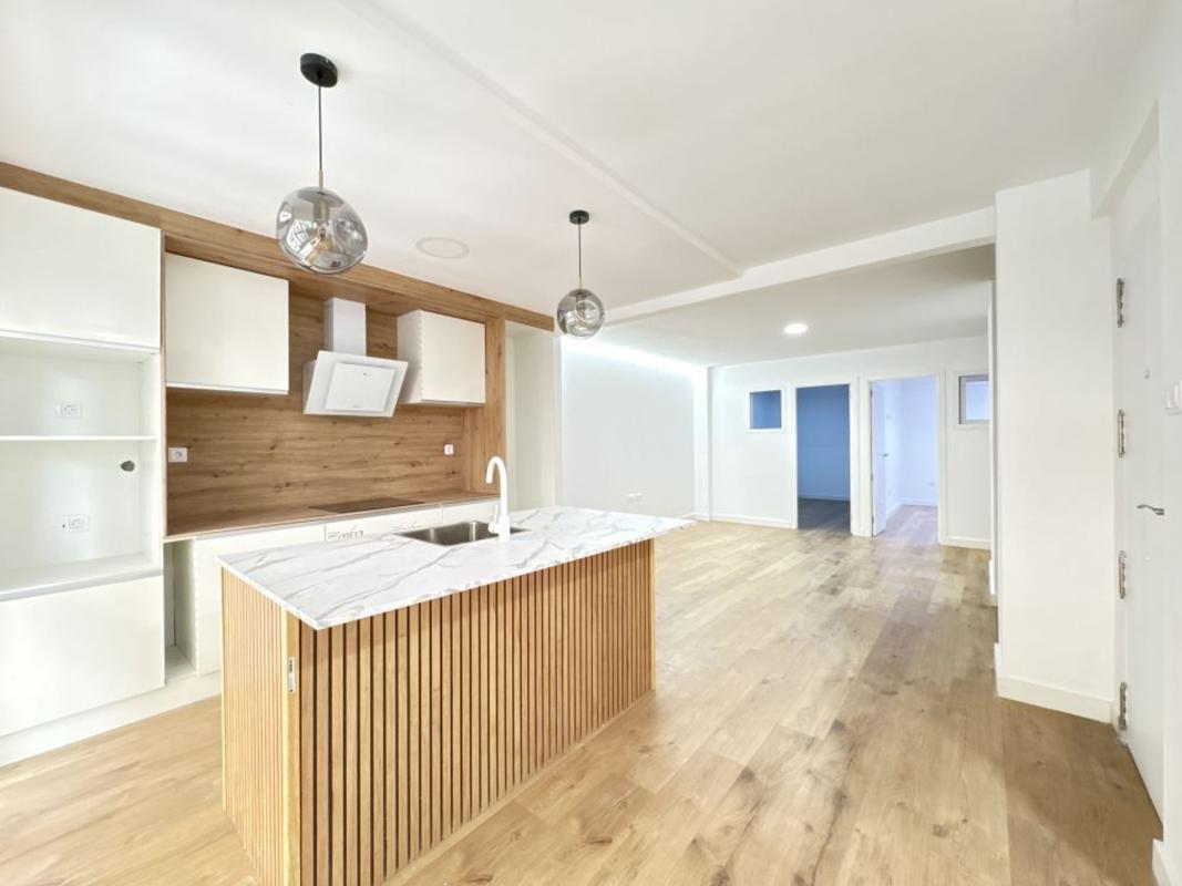 Sale of apartment in Piso en Calle Camilo Flammarion, Raval de Santa Teresa-El Asilo, Elche / Elx, Elche / Elx
 photo 2