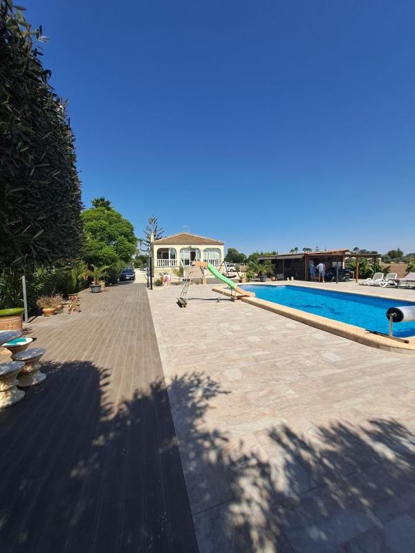 Properties for sale and rent in Spain photo 4