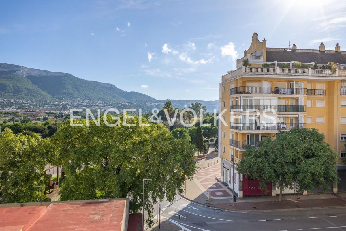Продажа квартиры на Piso en Centro Urbano, Denia, Дения
photo 1
