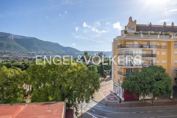 Продажа квартиры на Piso en Centro Urbano, Denia, Дения
 photo 1