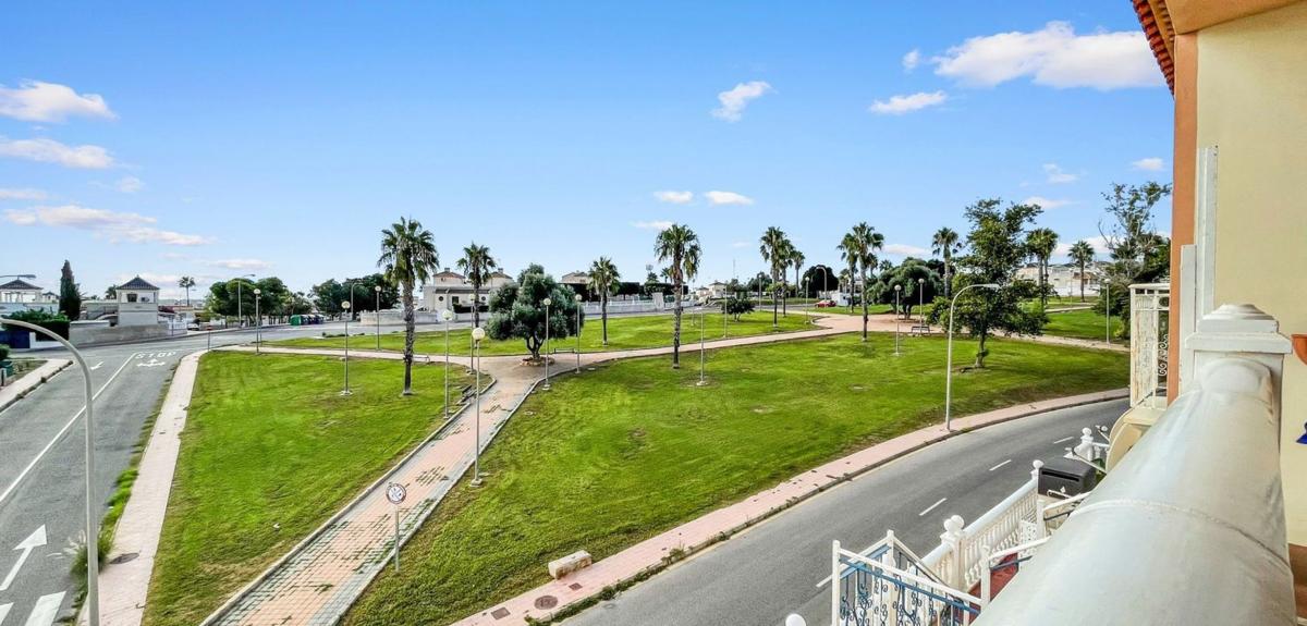 Venta de piso en Piso en Urbanización los Altos, Los Balcones - Los Altos del Edén, Torrevieja, Torrevieja
photo 5