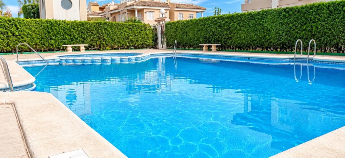Properties for sale and rent in Spain photo 2
