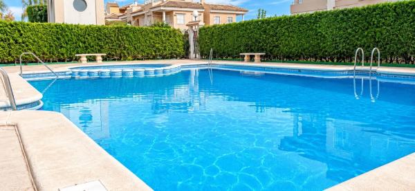 Bungalow en planta baja 2 habitaciones con piscina Torreblanca thumbnail 2