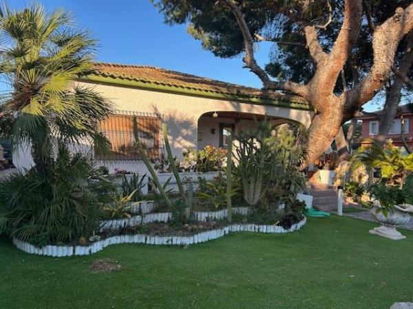 Villa en venta en , Orihuela thumbnail 2