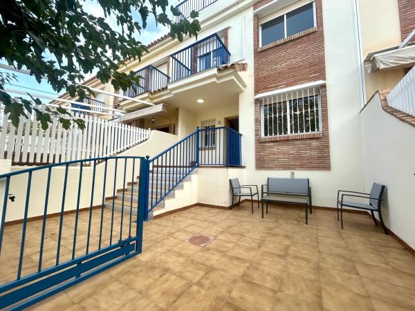 Dom szeregowy na sprzedaż w  Campoamor , Orihuela photo 1