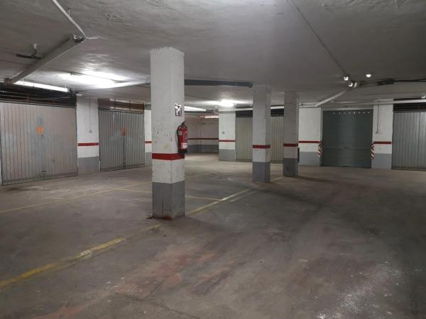 Garage for sale at  Beach of the Crazies , Torrevieja photo 4