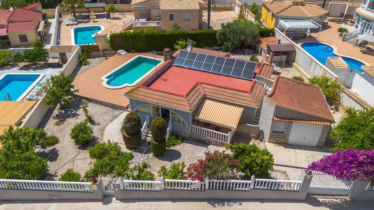 Properties for sale and rent in Spain photo 1