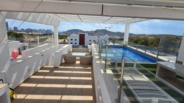 Продажа квартиры на Piso en Calle de Puerto Rico, 16, Balcón de Finestrat-Terra Marina, Finestrat, Финестрат
thumbnail 2