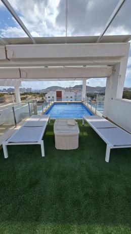 Продажа квартиры на Piso en Calle de Puerto Rico, 16, Balcón de Finestrat-Terra Marina, Finestrat, Финестрат
thumbnail 3