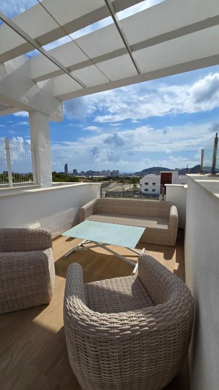Продажа квартиры на Piso en Calle de Puerto Rico, 16, Balcón de Finestrat-Terra Marina, Finestrat, Финестрат
photo 5