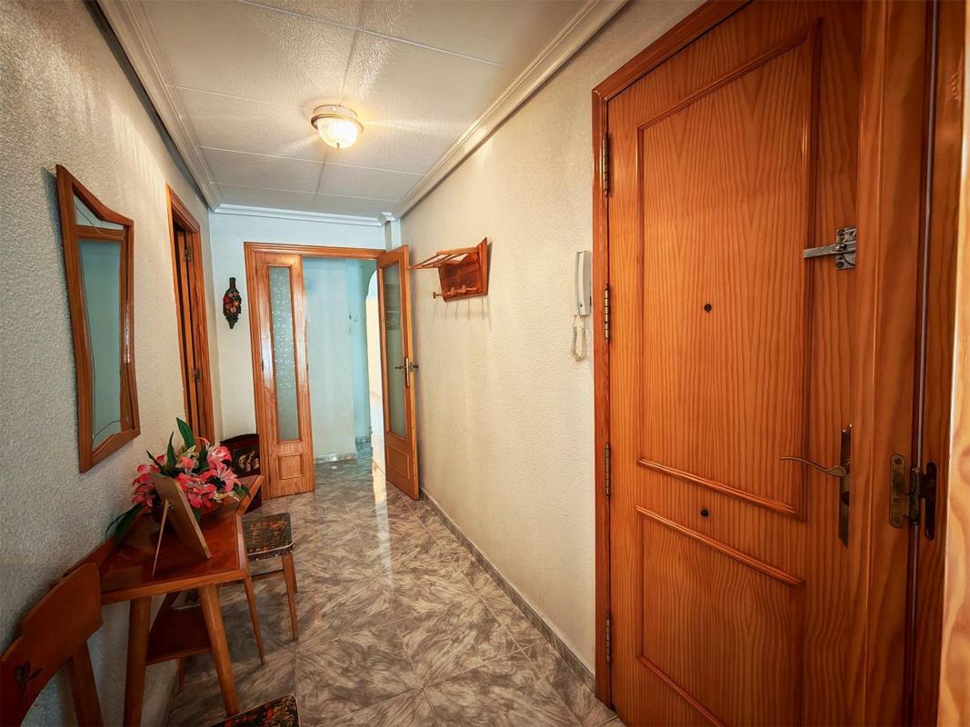 Продажа квартиры на Piso en Calle Antonio García Cayuelas, 2, Carrús Este, Elche / Elx, Эльче / Эльх
photo 4