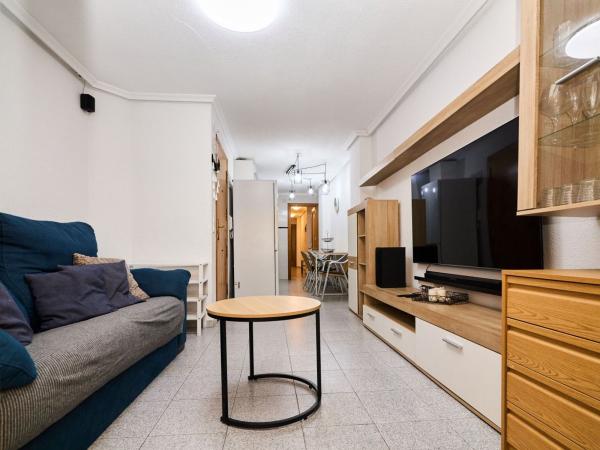 Продажа квартиры на Piso en Avenida Habaneras - Curva de Palangre, Torrevieja, Торревьеха
 photo 1