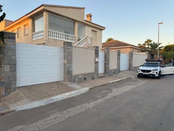Casa o chalet independiente en La Zenia, Orihuela photo 1