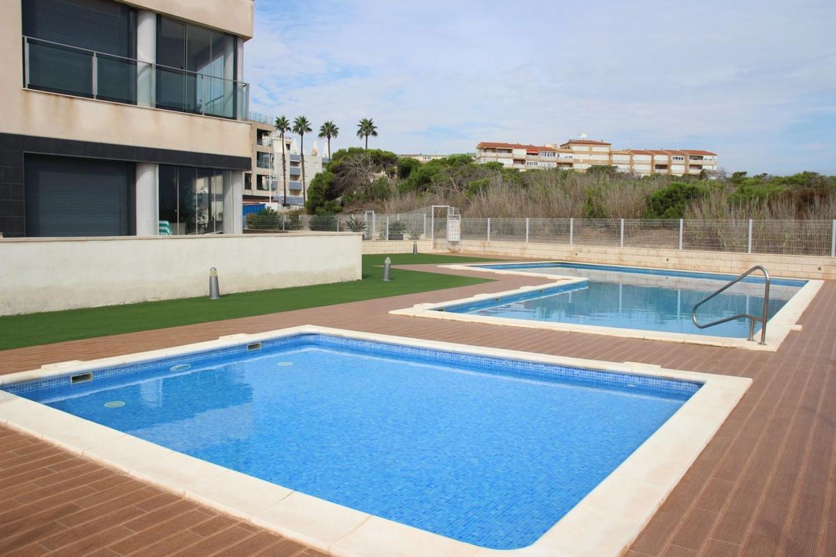 Sprzedaż poddasza w Ático en Via Augusta, 8 a, Gaspar Perrelló, Torrevieja, Torrevieja photo 1