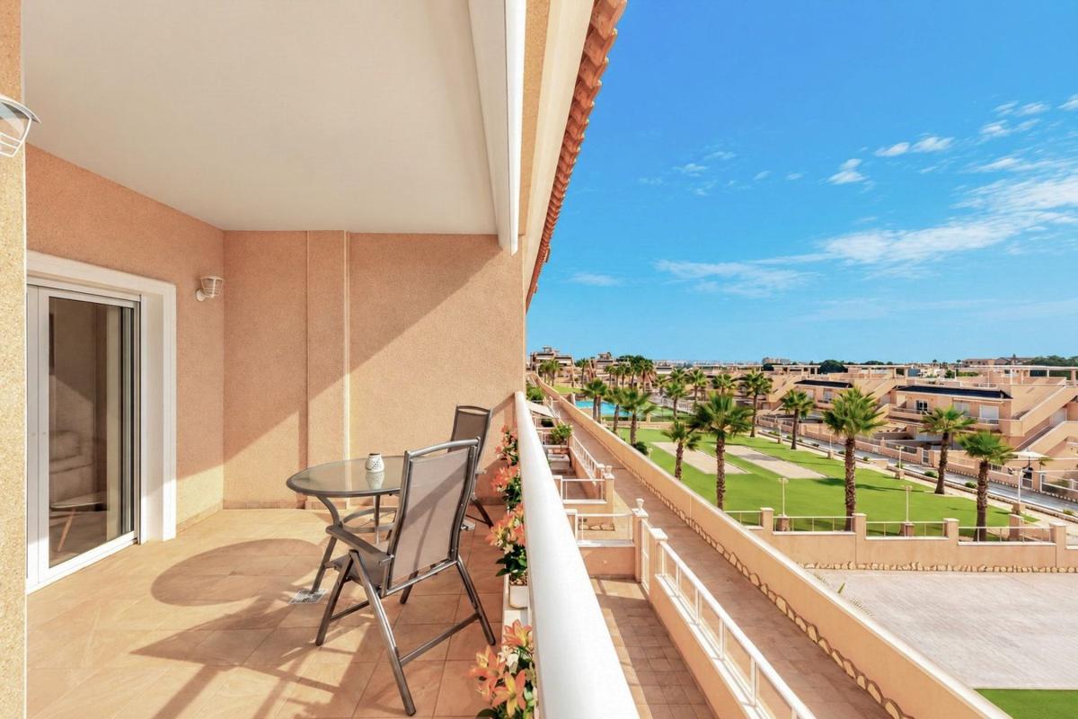 Продажа квартиры на Piso en Calle Manzanilla, 5, Los Balcones - Los Altos del Edén, Torrevieja, Торревьеха
photo 5