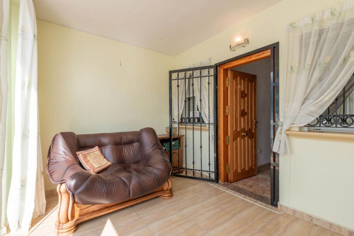 Venta de piso en Piso en Calle Realistas, Los Balcones y los Altos, Orihuela, Orihuela
photo 4