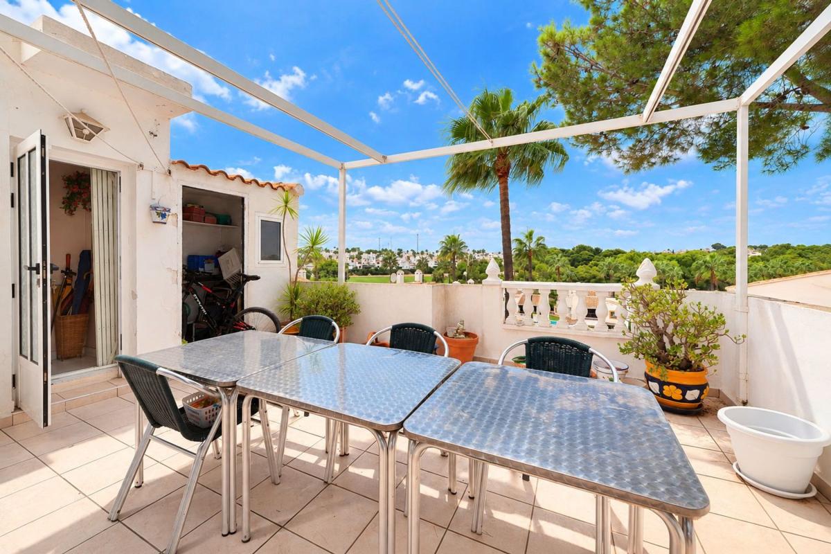 Sprzedaż niezależnego domku jednorodzinnego w Casa o chalet en Villamartín, Orihuela, Orihuela photo 5