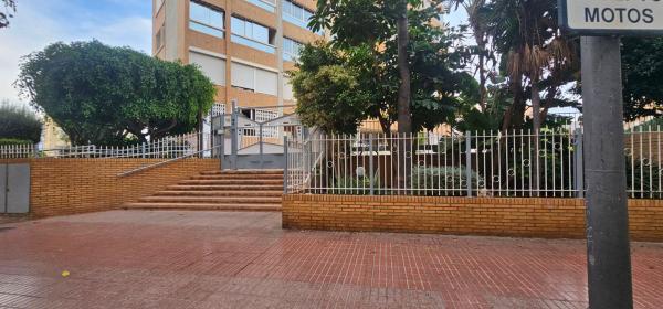 Sprzedaż mieszkania w Piso en Avenida Juan Fuster Zaragoza, Zona Rincón Bajo, Benidorm, Benidorm
 photo 4