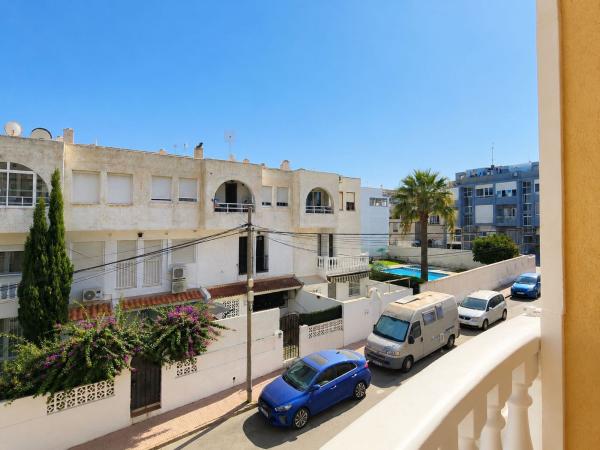 Venta de piso en Piso en Calle Manuel Galián, Avenida Habaneras - Curva de Palangre, Torrevieja, Torrevieja
 photo 3