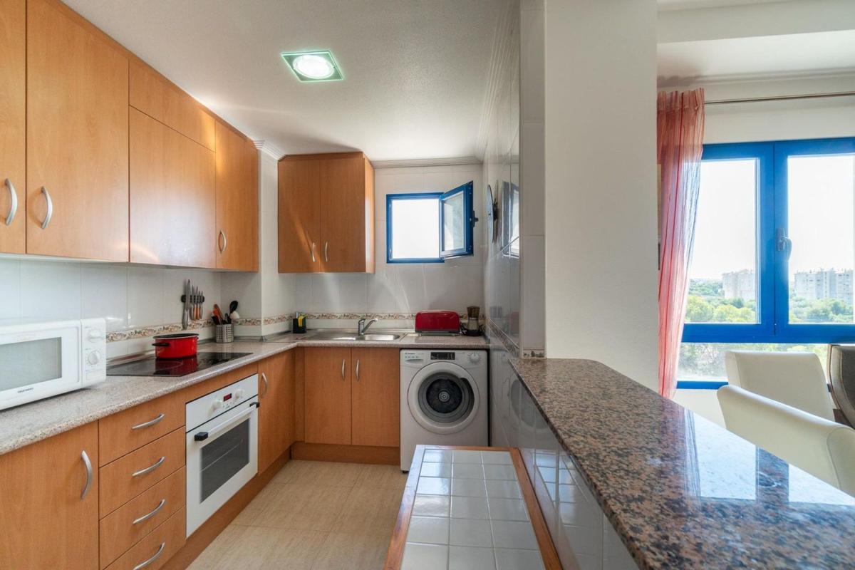 Продажа квартиры на Piso en Dehesa de Campoamor, Orihuela, Ориуэла
 photo 4