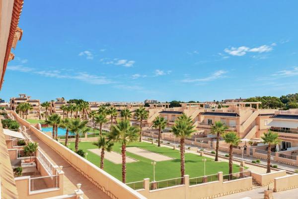 Venta de piso en Piso en Calle Manzanilla, 5, Los Balcones - Los Altos del Edén, Torrevieja, Torrevieja
thumbnail 2
