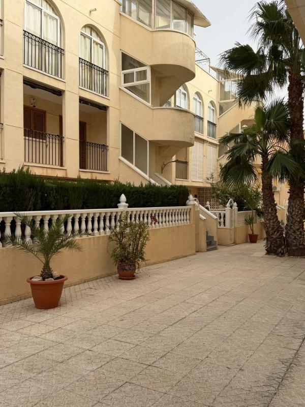 Продажа квартиры на Piso en Calle del Mar, 2, Villamartín, Orihuela, Ориуэла
photo 1