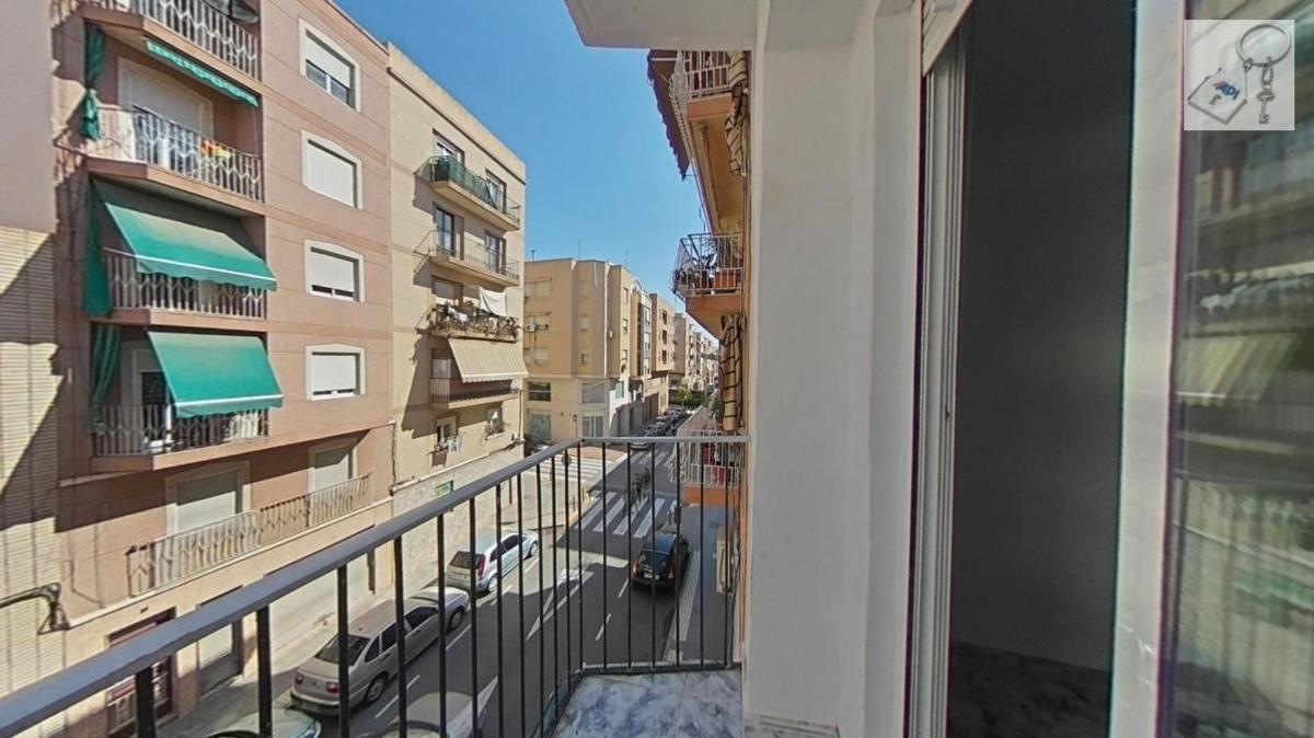 Sale of apartment in Piso en Calle Esperidion Porta Requesens, Carrús Este, Elche / Elx, Elche / Elx
 photo 2