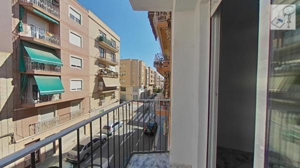 Sale of flat in Piso en Calle Esperidion Porta Requesens, Carrús Este, Elche / Elx, Elche / Elx
 photo 2