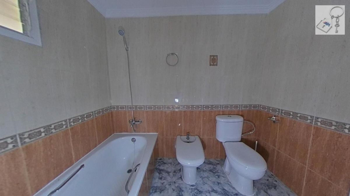 Sale of apartment in Piso en Calle Esperidion Porta Requesens, Carrús Este, Elche / Elx, Elche / Elx
 photo 4