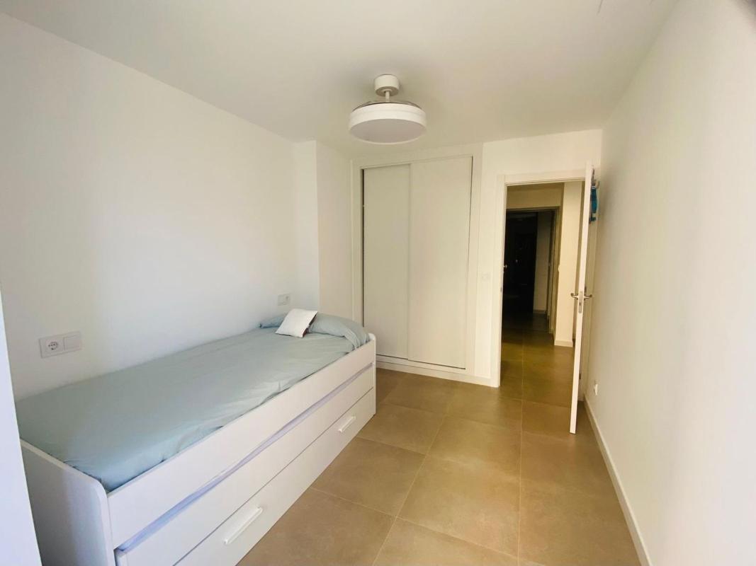 Продажа квартиры на Piso en Calas de Santiago Bernabeu, Santa Pola, Санта Пола
photo 5