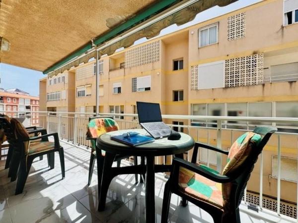 Продажа квартиры на Piso en Gaspar Perrelló, Torrevieja, Торревьеха
thumbnail 2