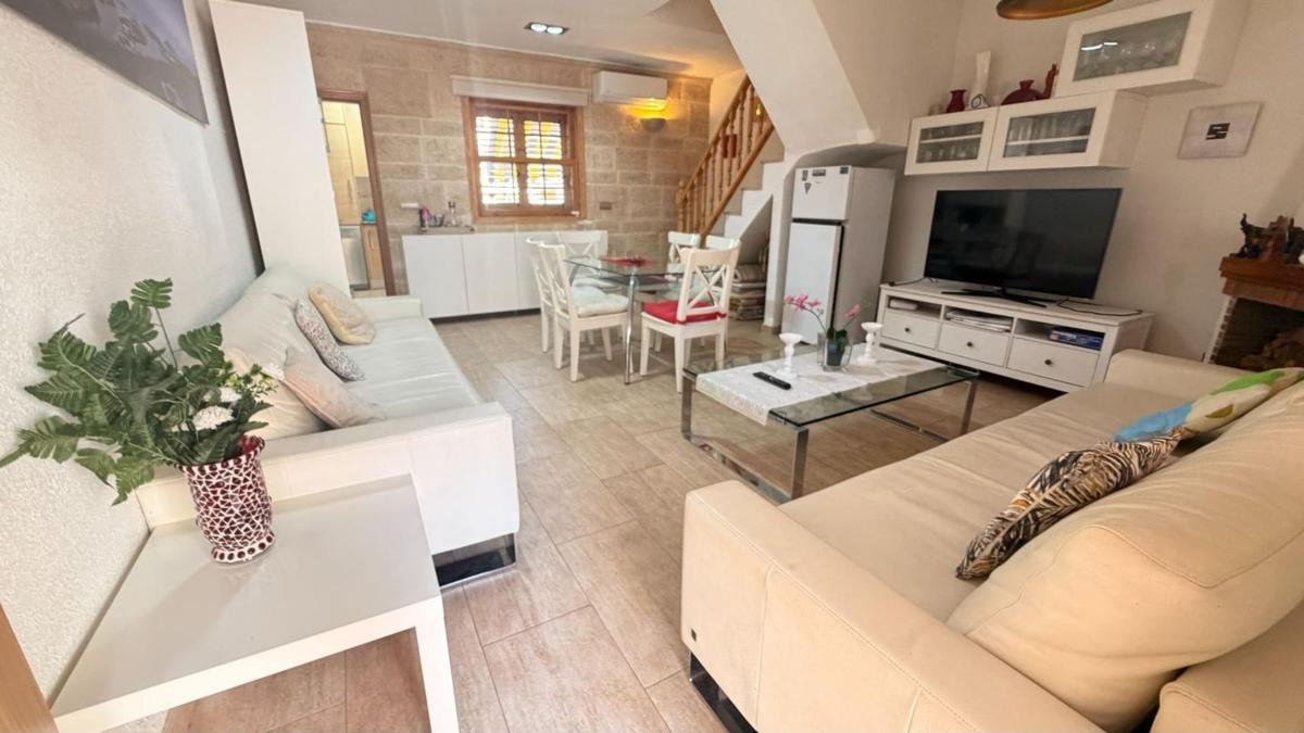 Properties for sale and rent in Spain photo 5