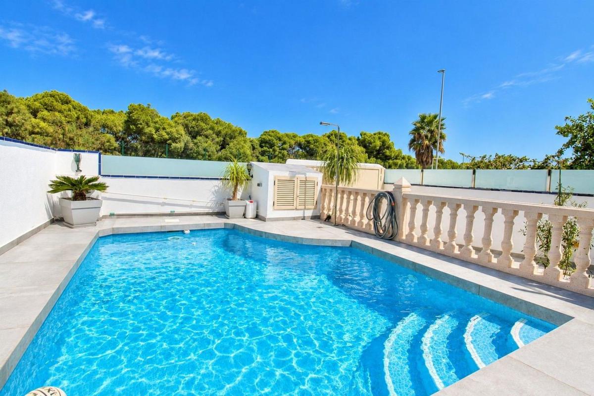 Properties for sale and rent in Spain photo 3