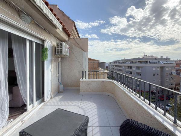 Аттик на продажу в  Ático en Avenida Habaneras - Curva de Palangre, Torrevieja, Торревьеха photo 2
