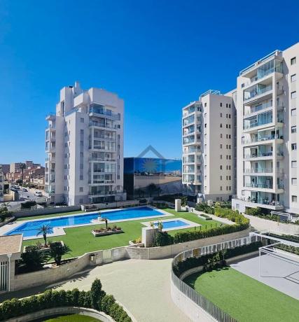 Продажа квартиры на Piso en Calle del Delfín, Los Europeos, Torrevieja, Торревьеха
thumbnail 2