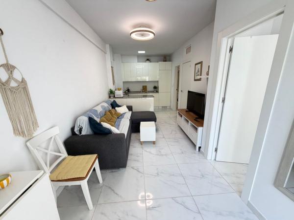 Продажа квартиры на Piso en La Zenia, Orihuela, Ориуэла
thumbnail 2