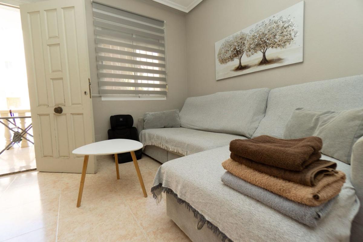 Sale of independent chalet in Casa o chalet en Playa Flamenca, Orihuela, Orihuela
photo 5