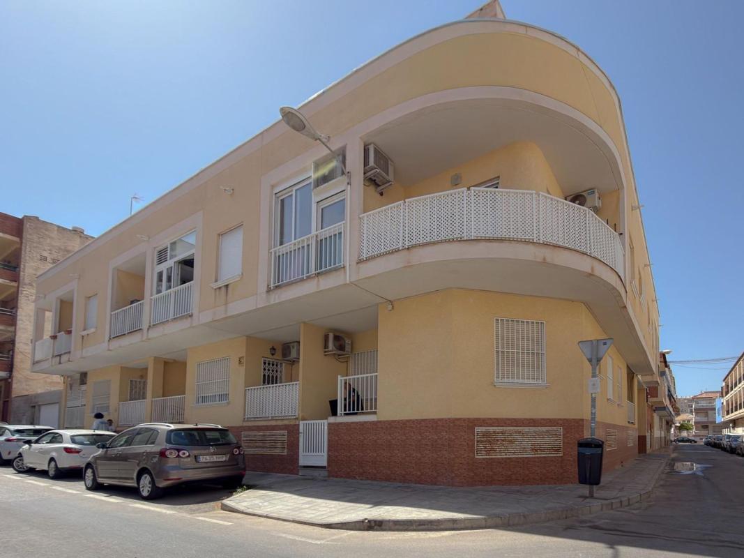Sale of apartment in Piso en Playa de los Locos, Torrevieja, Torrevieja
photo 1