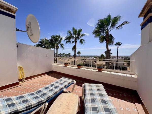 Chalet pareado en Villamartín, Orihuela photo 1