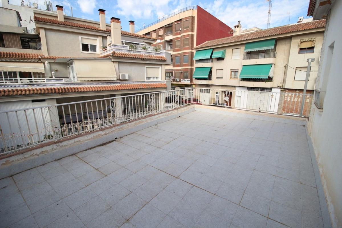 Недвижимость на продажу и в аренду в Испании photo 5