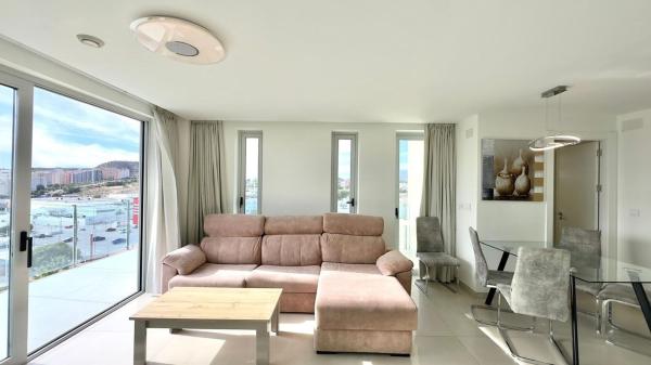Продажа квартиры на Piso en Cala de Finestrat, Finestrat, Финестрат
thumbnail 2