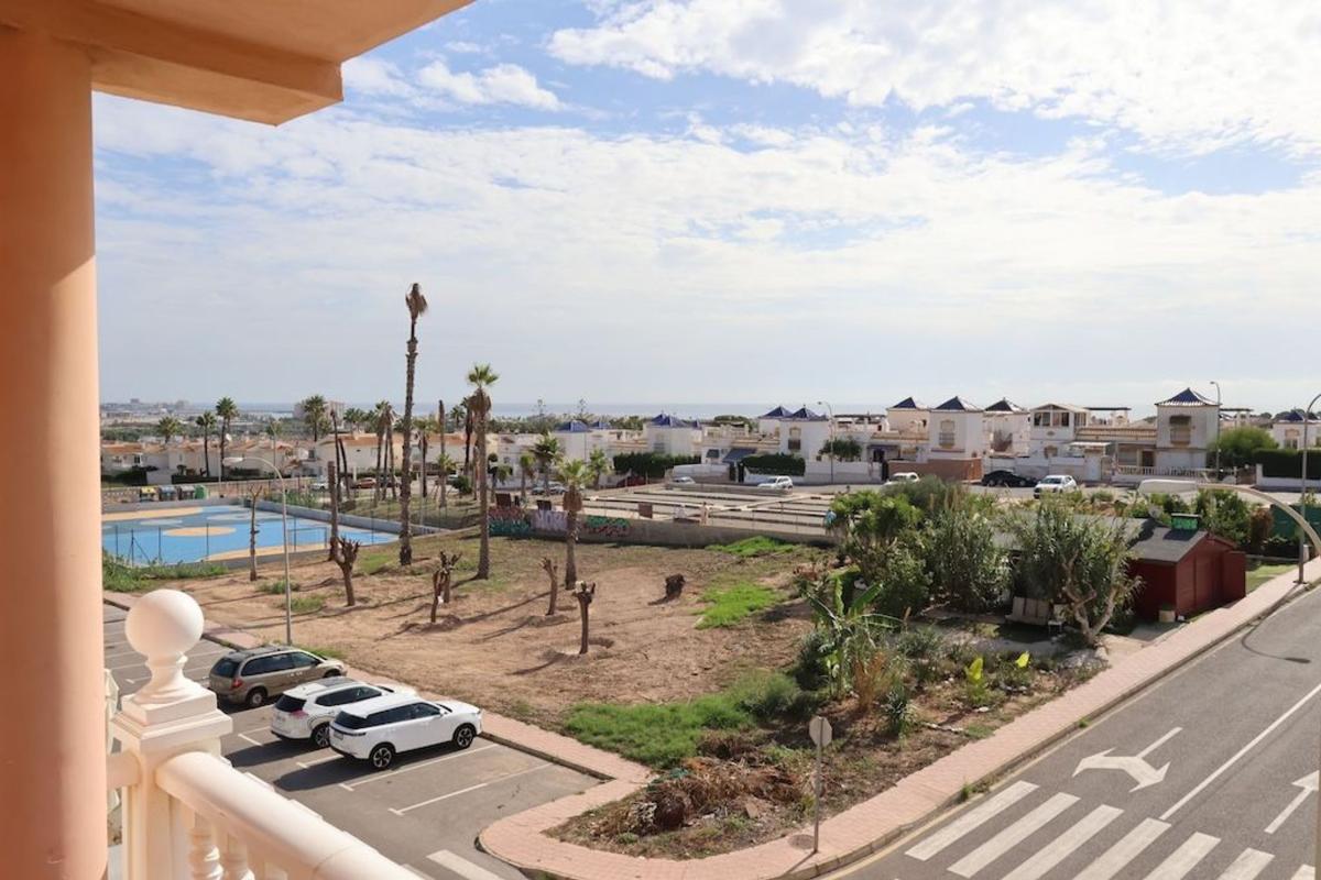 Venta de piso en Piso en Calle la Sagra, Los Balcones - Los Altos del Edén, Torrevieja, Torrevieja
 photo 5